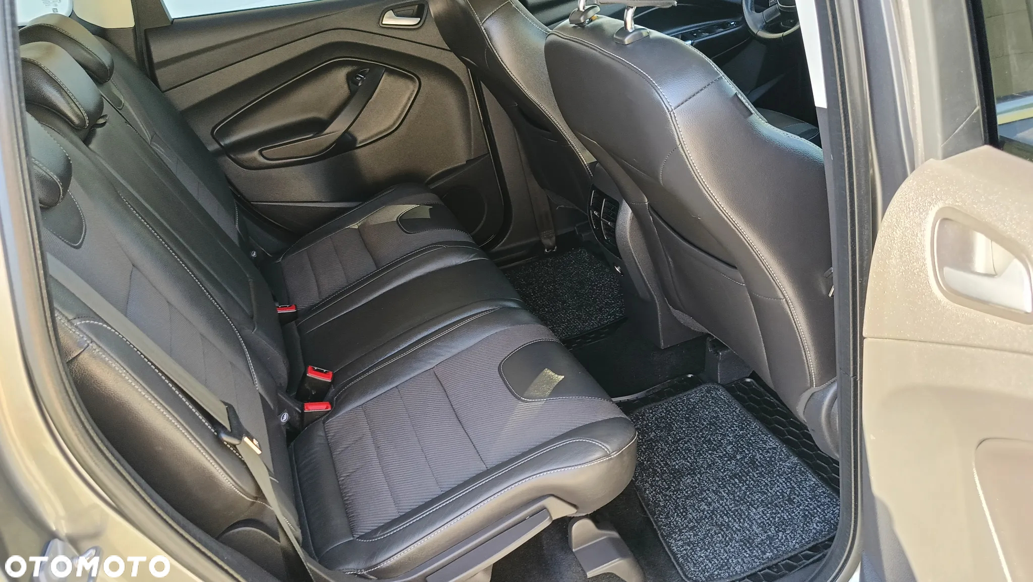 Ford Kuga 2.0 TDCi 4WD Titanium - 8