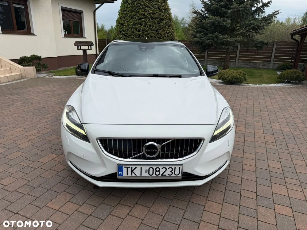 Volvo V40 D2 Inscription - 8