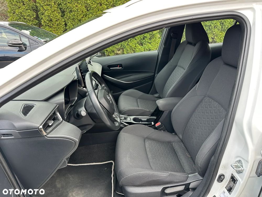 Toyota Corolla 1.8 Hybrid Comfort - 8