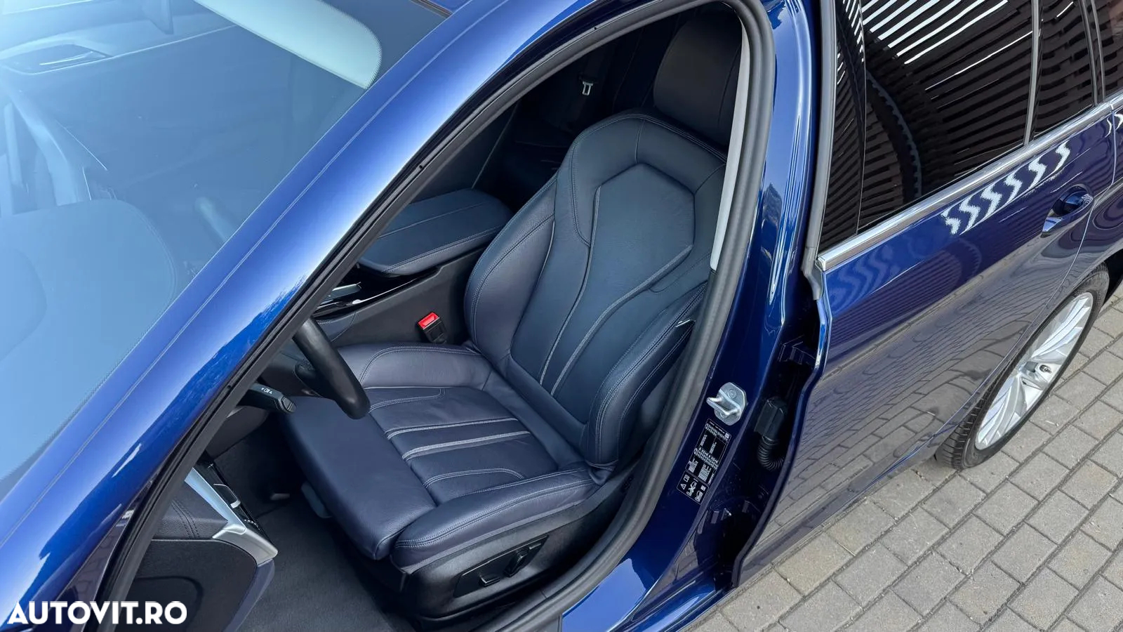 BMW Seria 5 520d Touring Aut. Luxury Line - 16