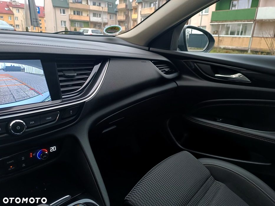 Opel Insignia 2.0 Exclusive - 32