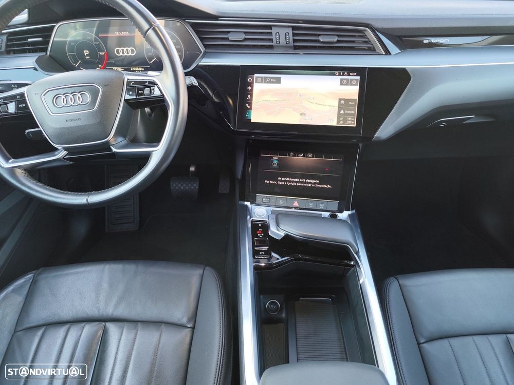 Audi e-tron 55 quattro - 26