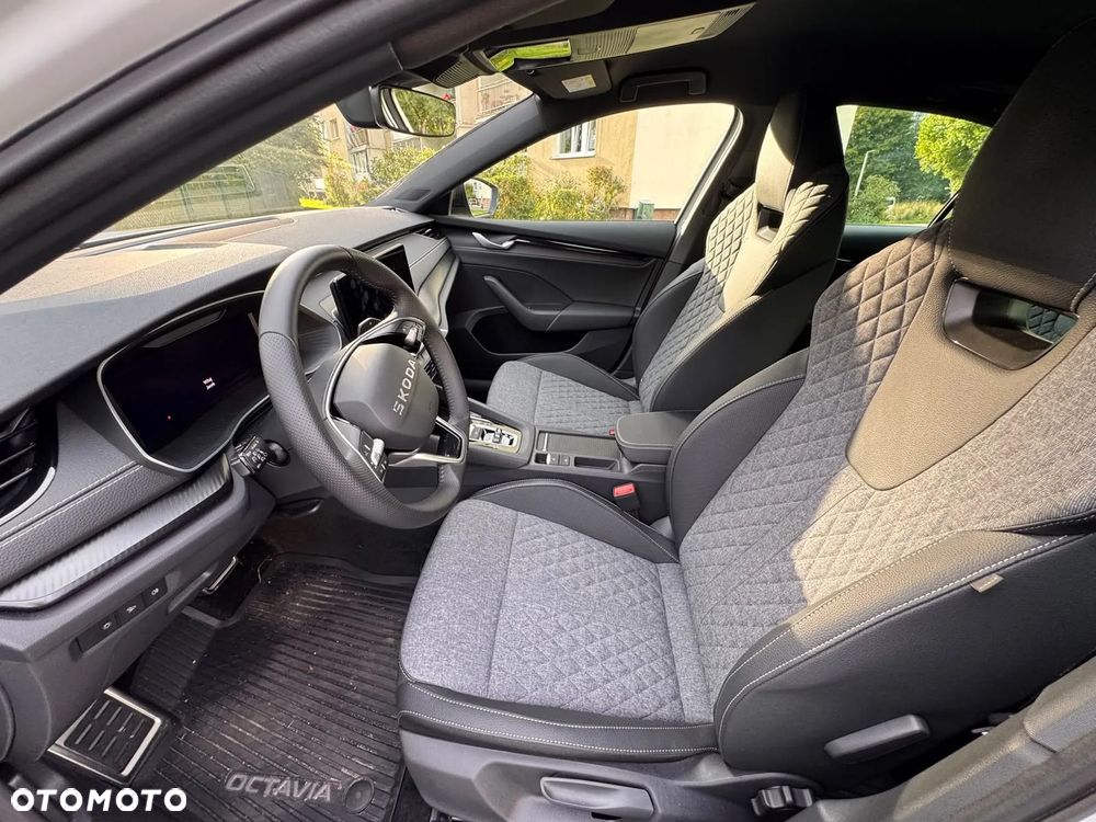 Skoda Octavia 1.5 TSI mHEV Sportline DSG - 10