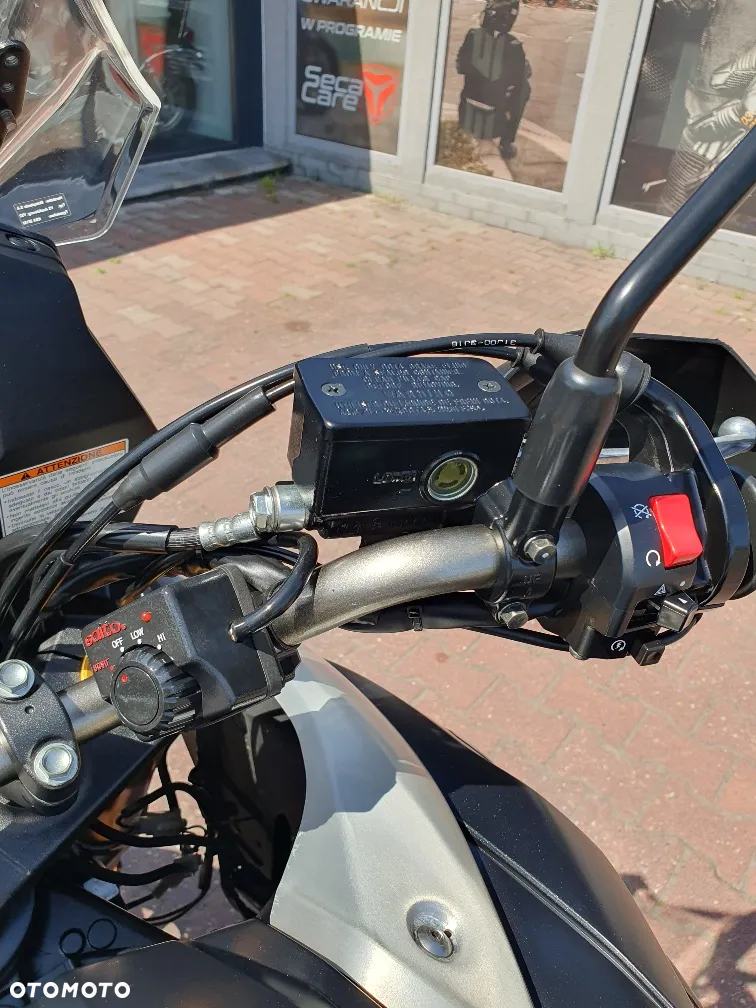 Suzuki DL - 17