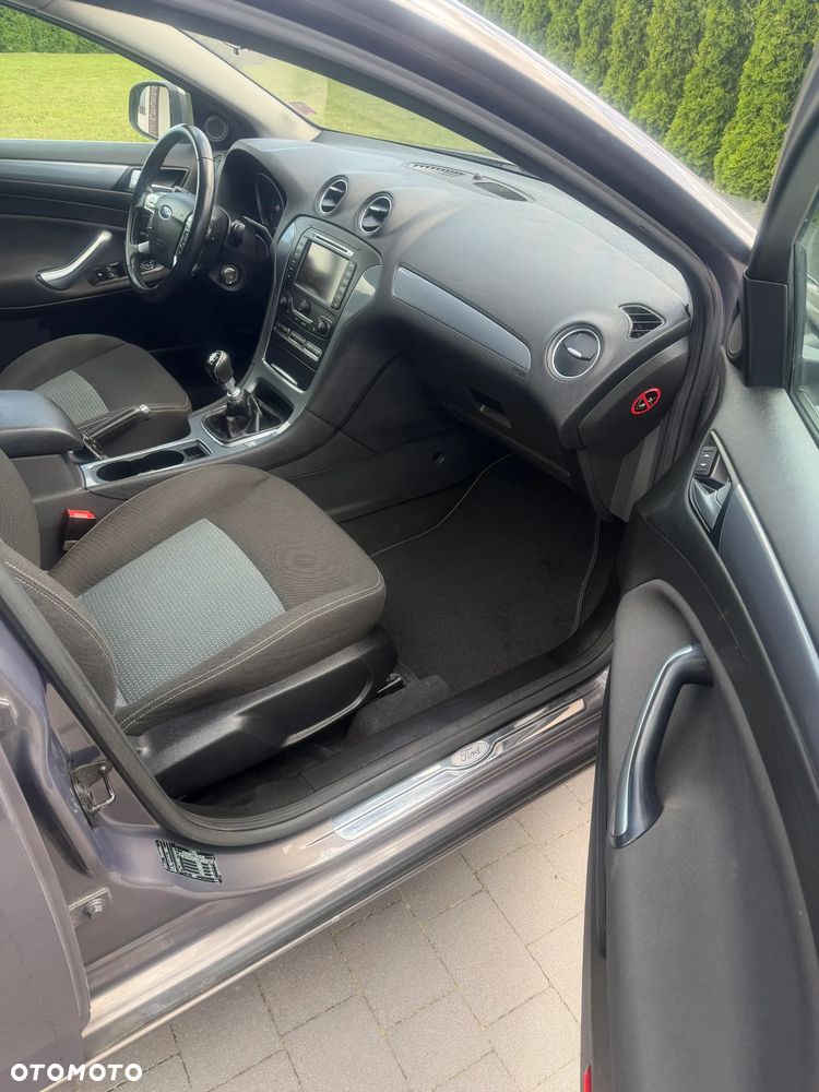 Ford Mondeo SW 1.6 TDCi Business Edition - 16