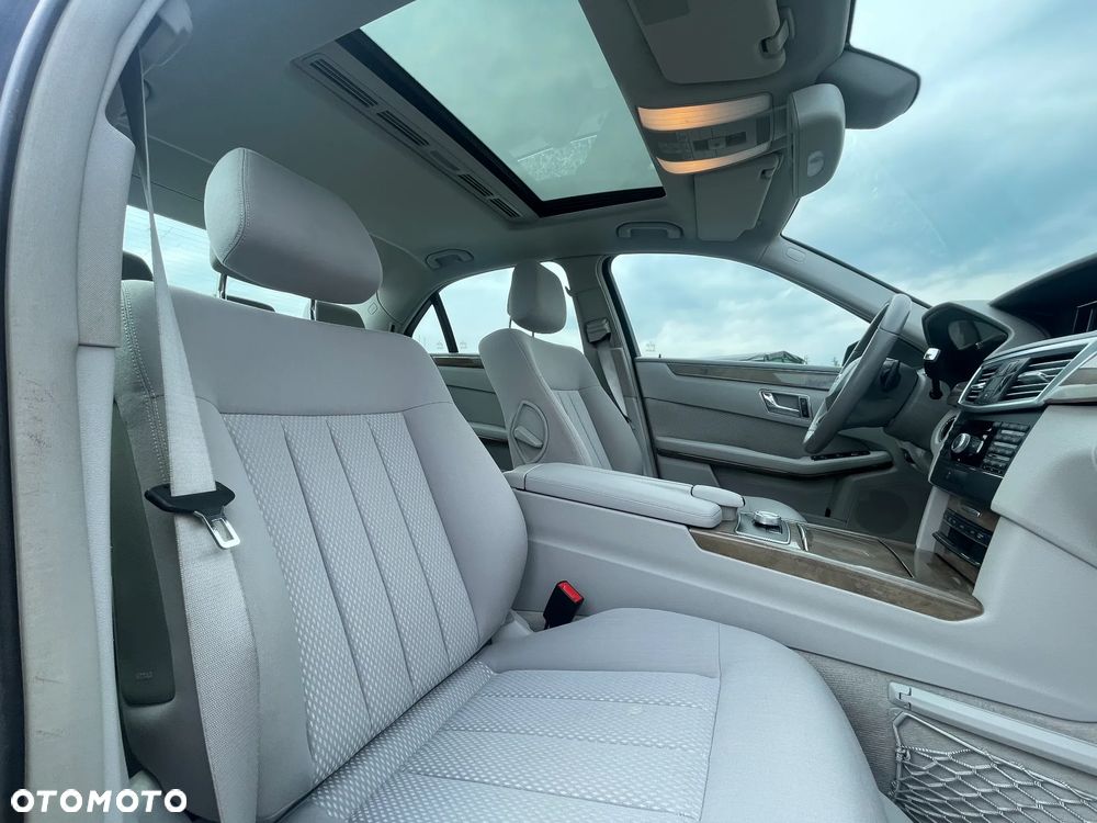 Mercedes-Benz Klasa E 350 CGI 7G-TRONIC Elegance - 12