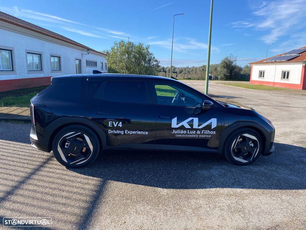Kia EV4 81.4 kWh Tech - 10