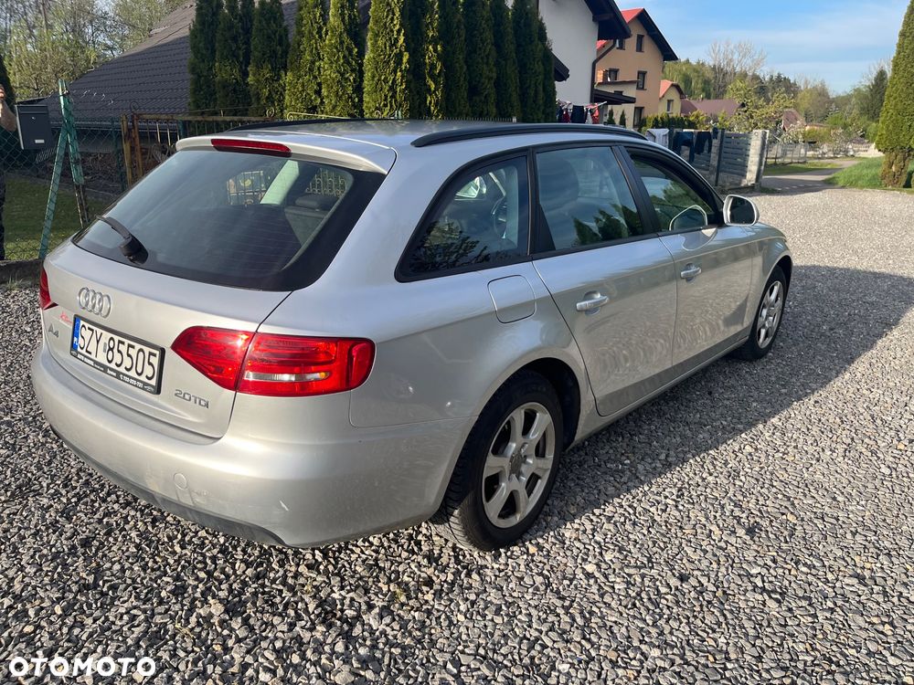 Audi A4 Avant 2.0 TDI - 7