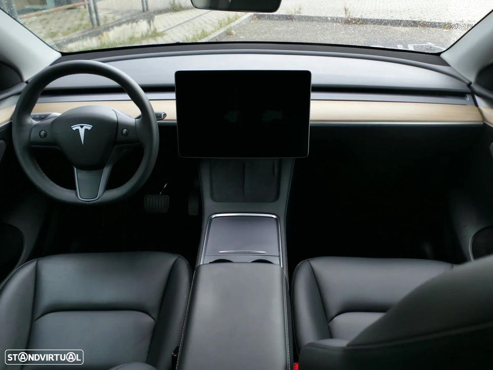 Tesla Model Y Long Range Tração Integral - 39