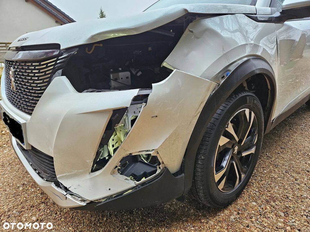 Peugeot 2008 PureTech 130 EAT8 Allure - 2