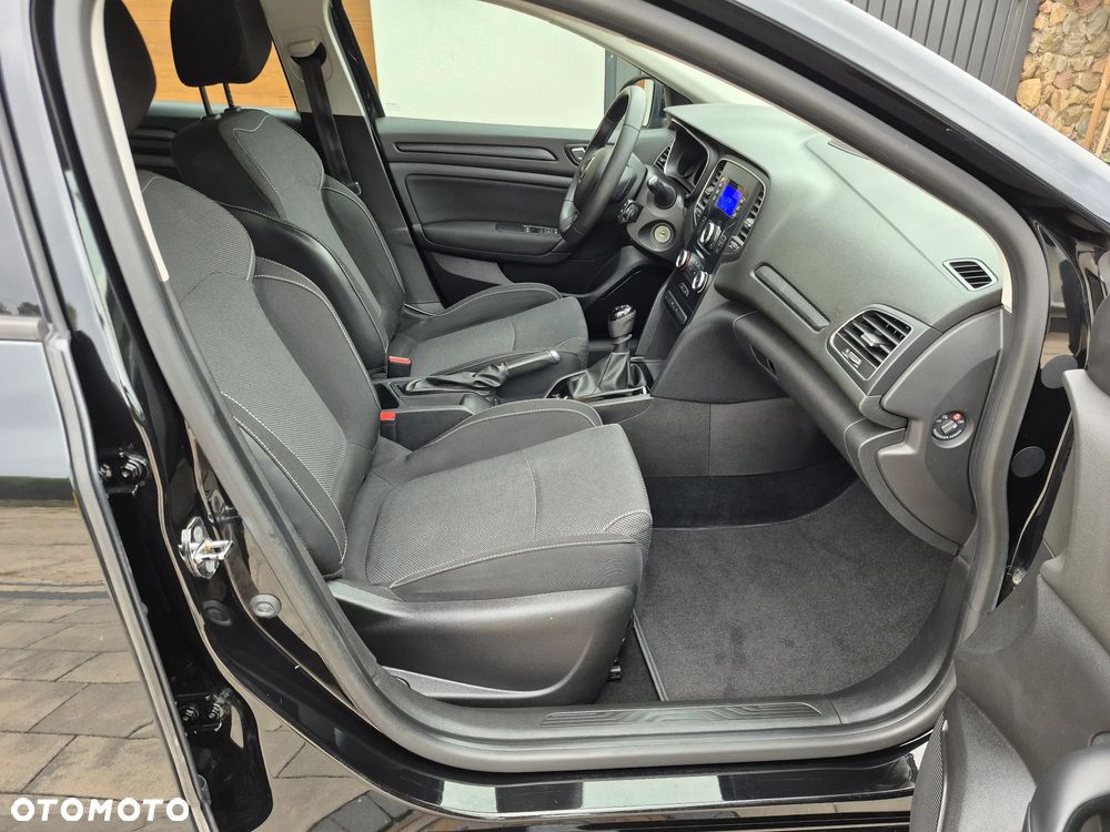 Renault Megane 1.2 Energy TCe Life - 30