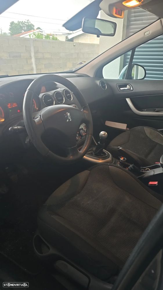 Peugeot 308 1.6 HDi Executive - 6