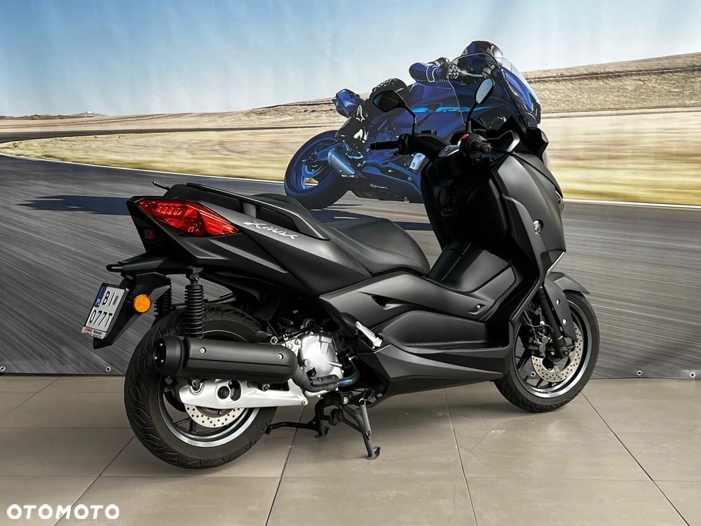 Yamaha X-max - 8