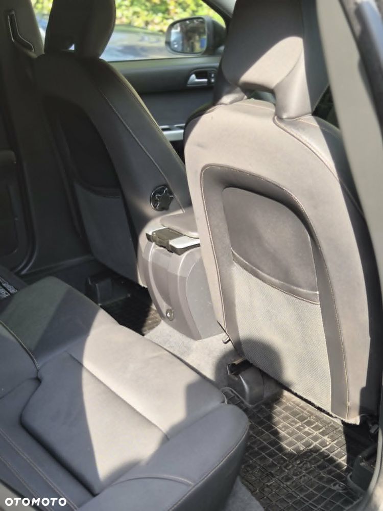 Volvo V50 D2 - 17