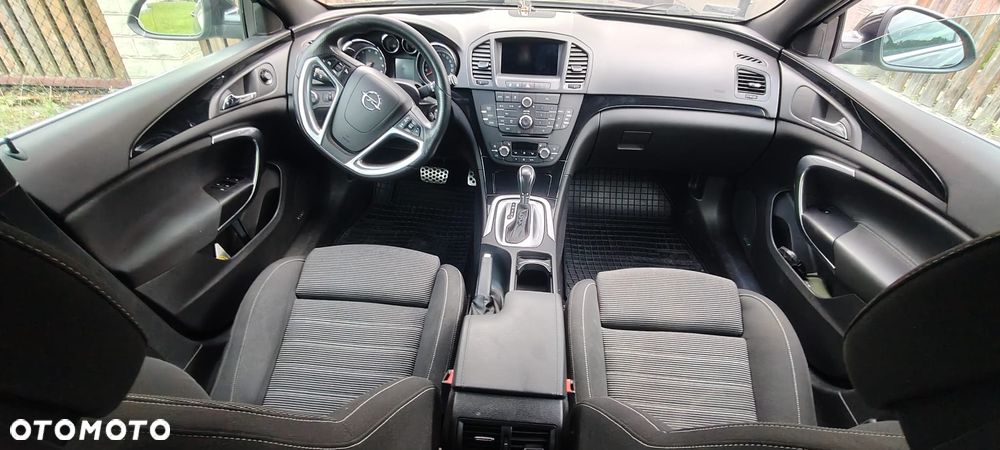 Opel Insignia 2.0 T Cosmo 4x4 - 23