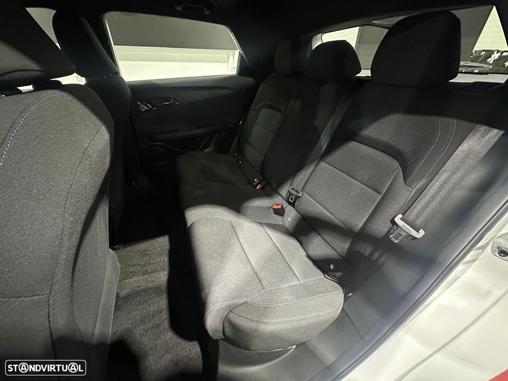 MG MG4 51 kWh Standard - 27