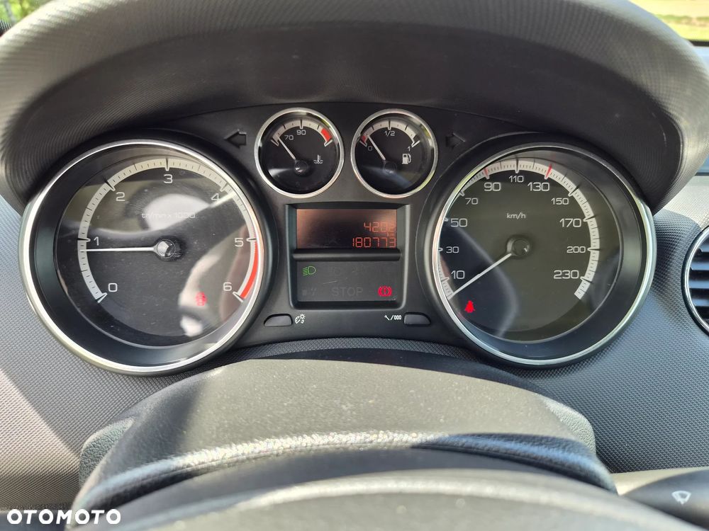 Peugeot 308 1.6 HDi Active - 12