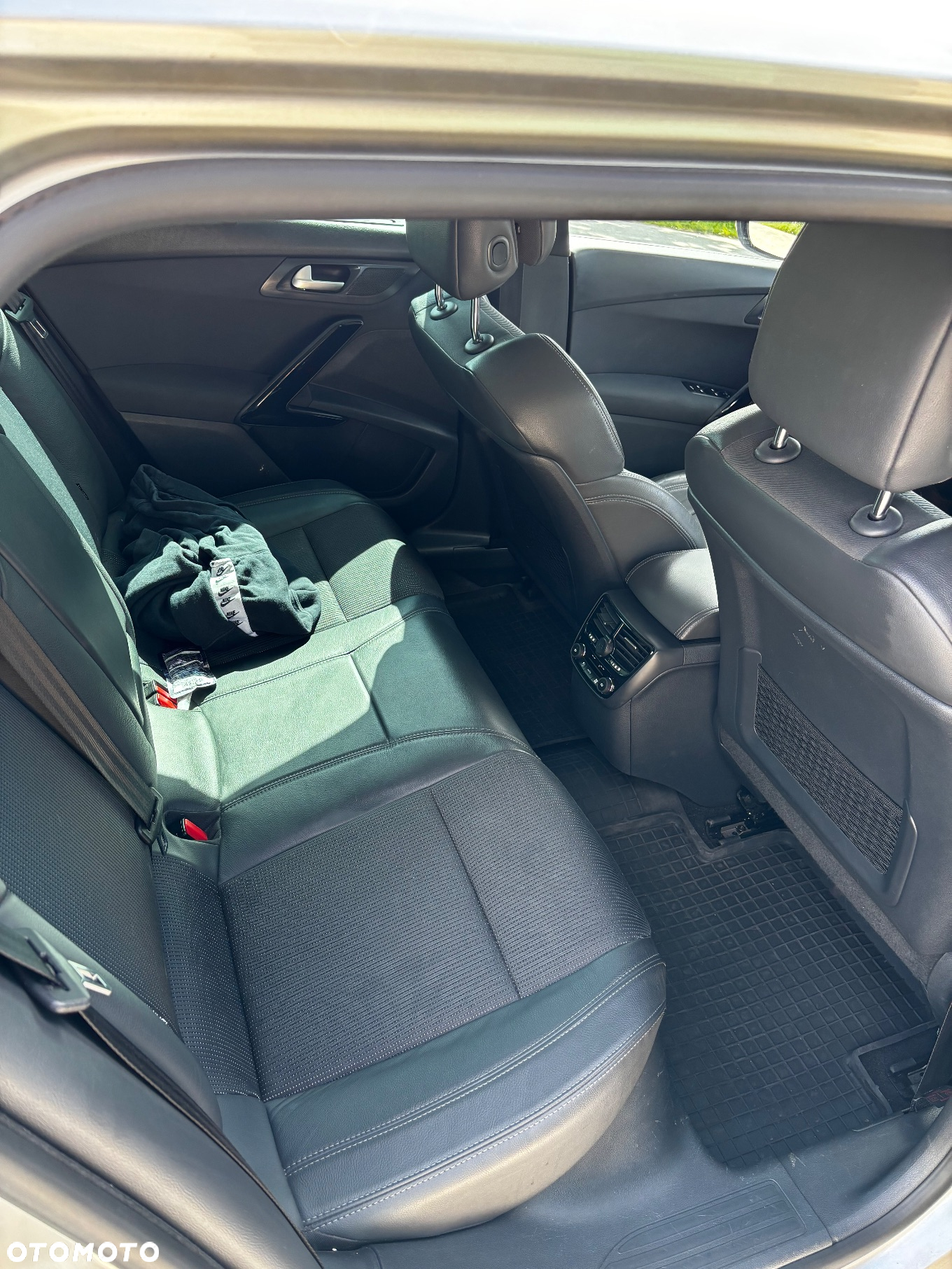 Peugeot 508 1.6 T Business Line - 10