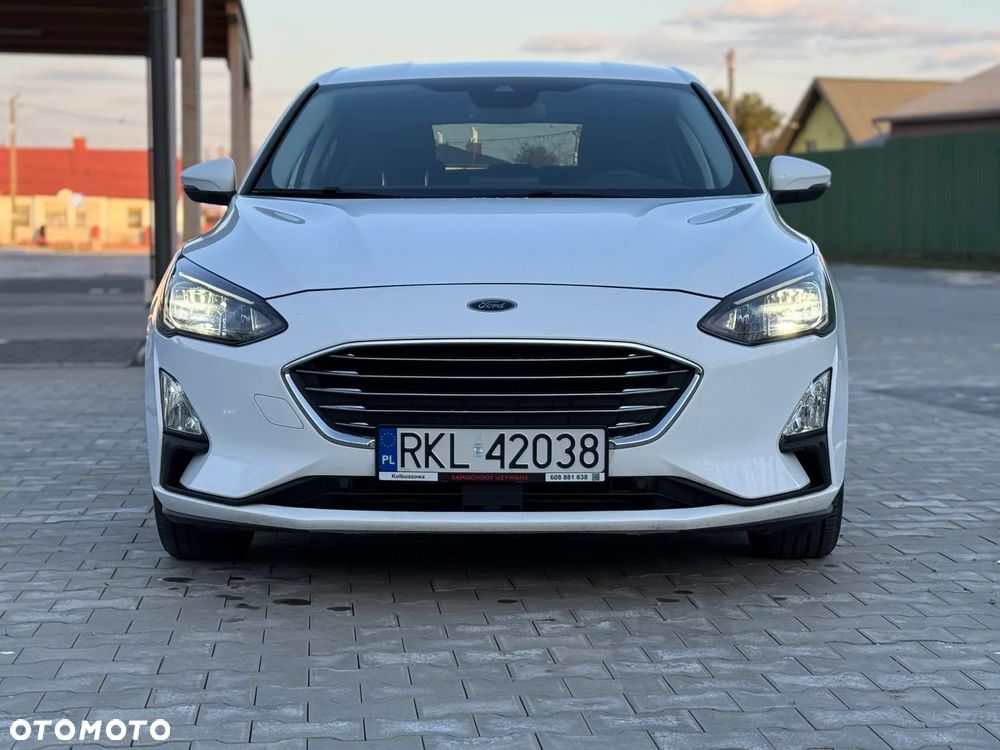 Ford Focus 1.0 EcoBoost Hybrid TITANIUM - 16