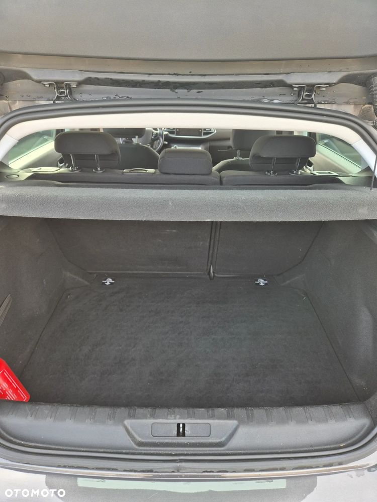 Peugeot 308 1.6 BlueHDi Active S&S EAT6 - 21