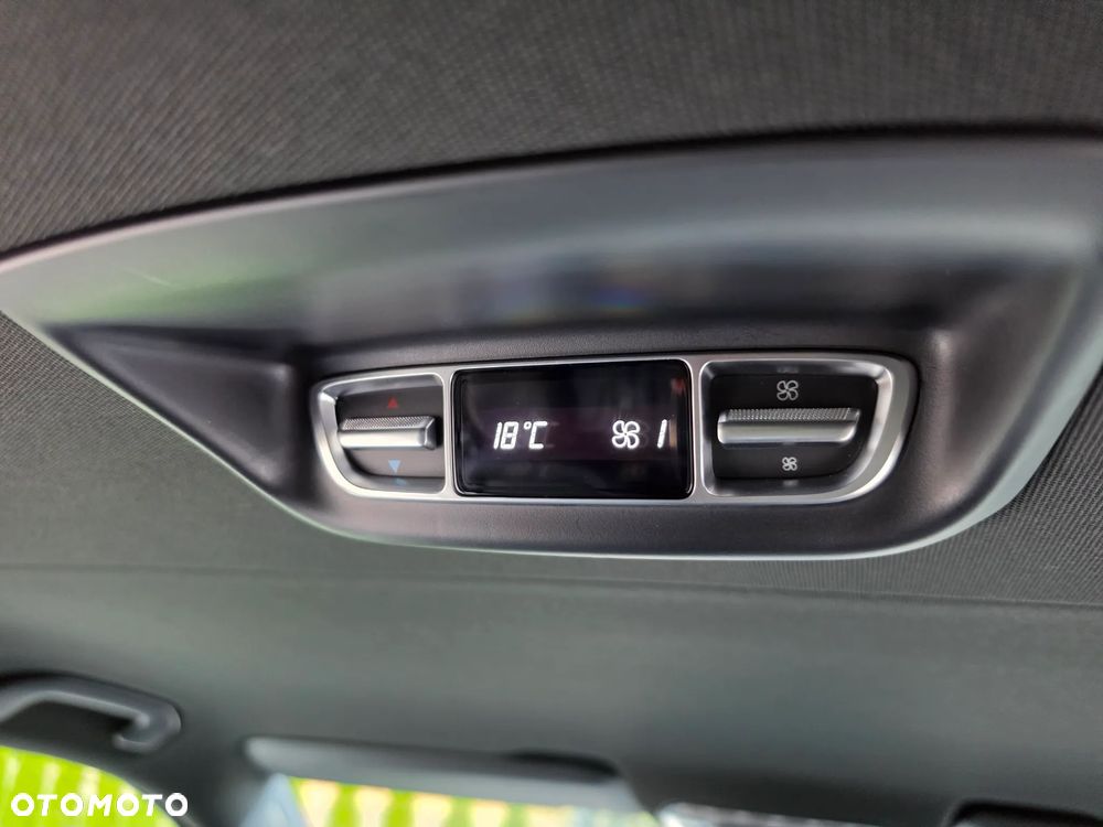 Mercedes-Benz Klasa V 300 d 4-Matic 9G-Tronic (d³ugi) - 26