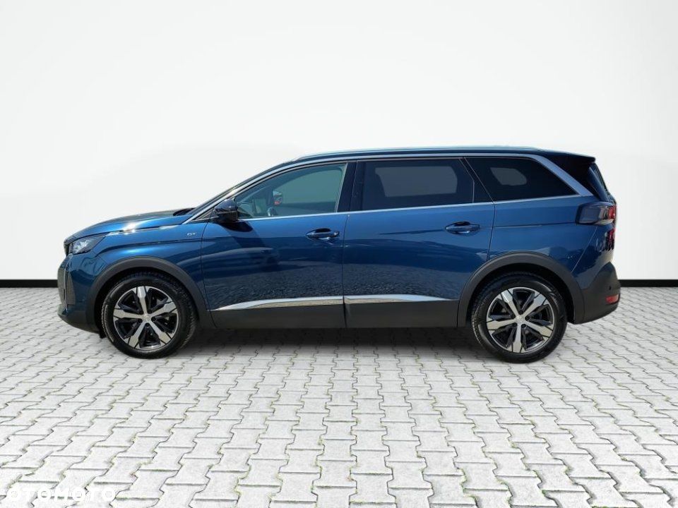 Peugeot 5008 - 8