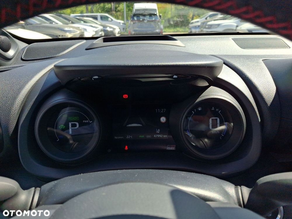 Toyota Yaris - 8