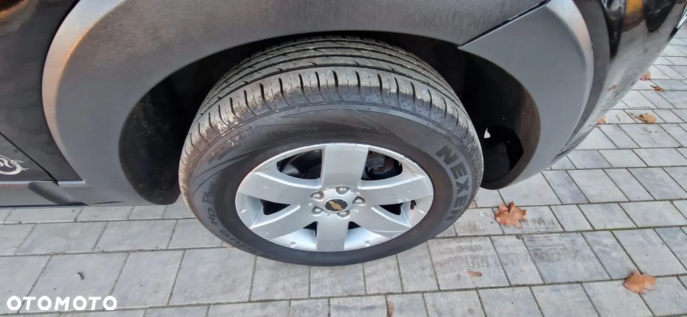 Chevrolet Captiva 2.4 2WD 7 Sitzer LS Family Edition - 17