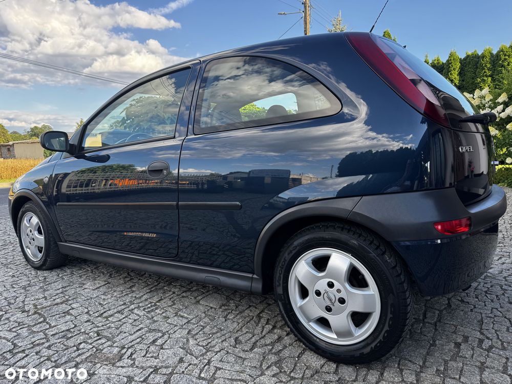 Opel Corsa 1.2 16V Comfort - 10