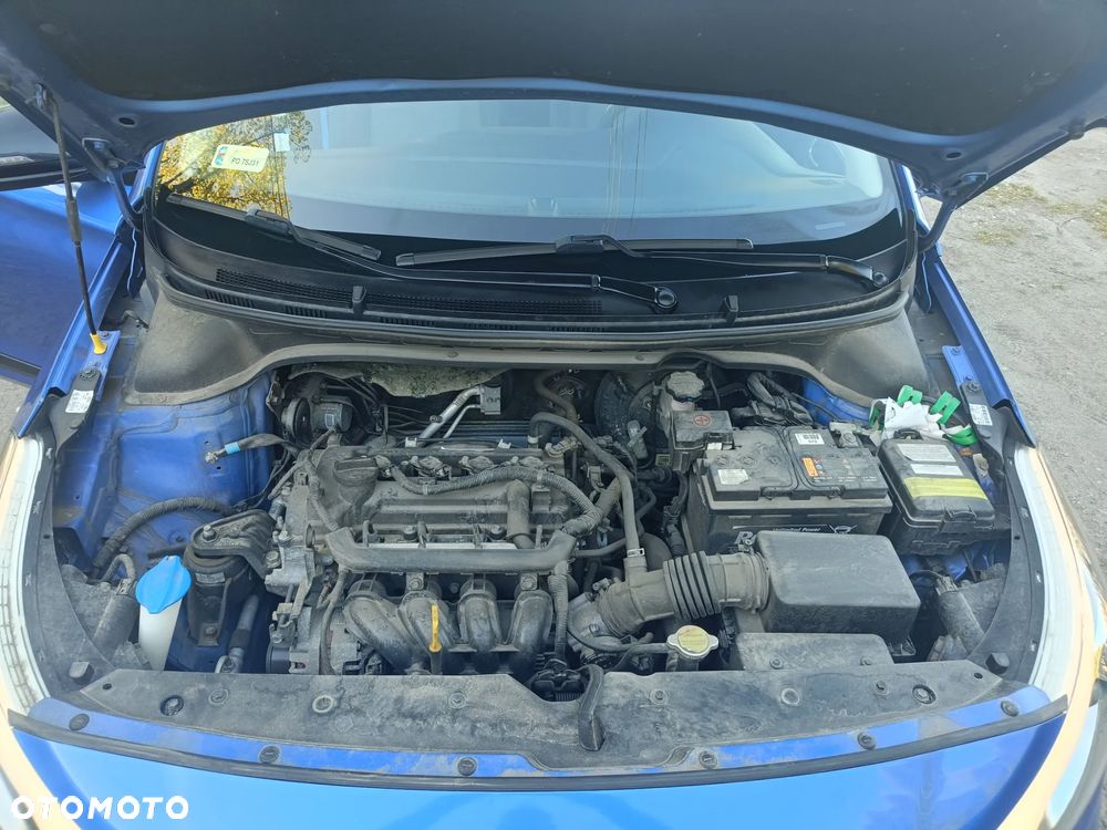 Hyundai i20 blue 1.2 Select - 24