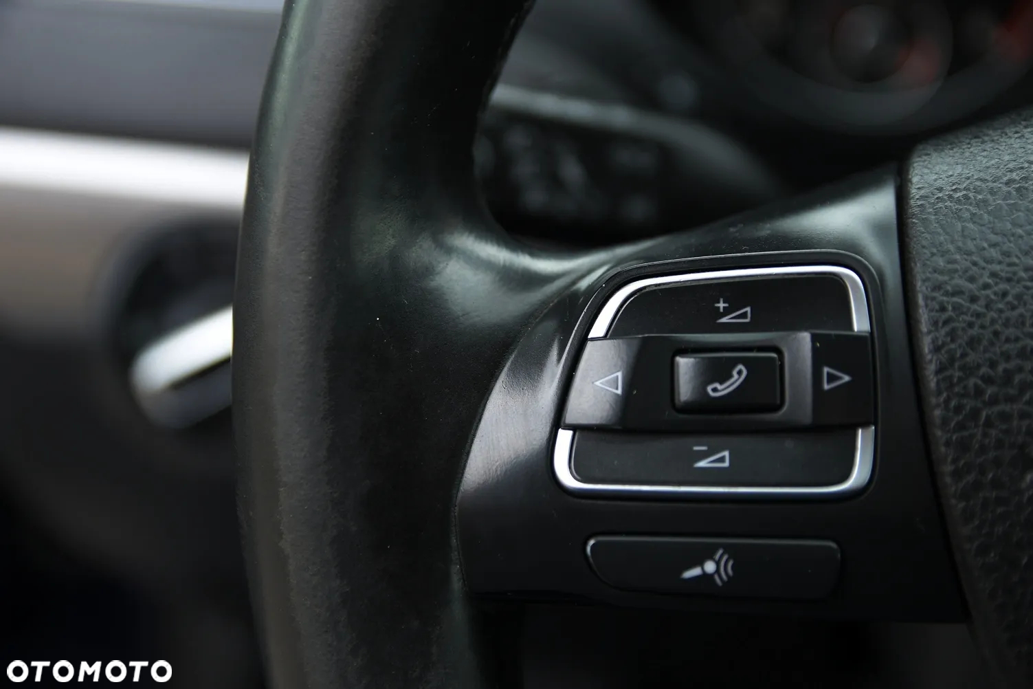 Volkswagen Jetta - 32