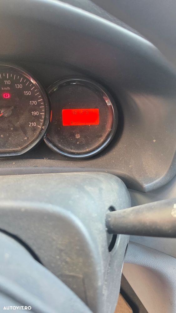 Dacia Logan 1.2 75CP Acces - 8
