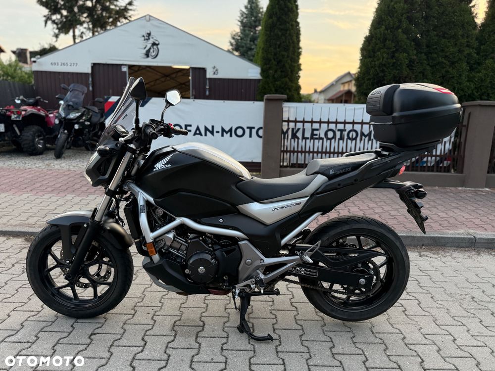 Honda NC - 16