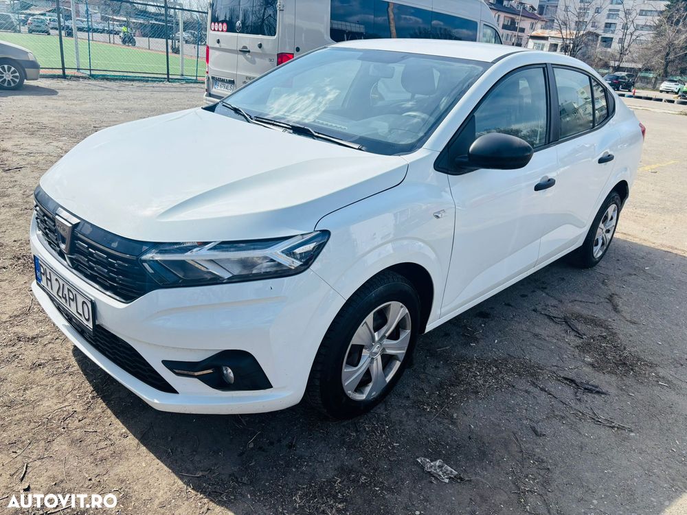 Dacia Logan TCe 90 Essential - 1