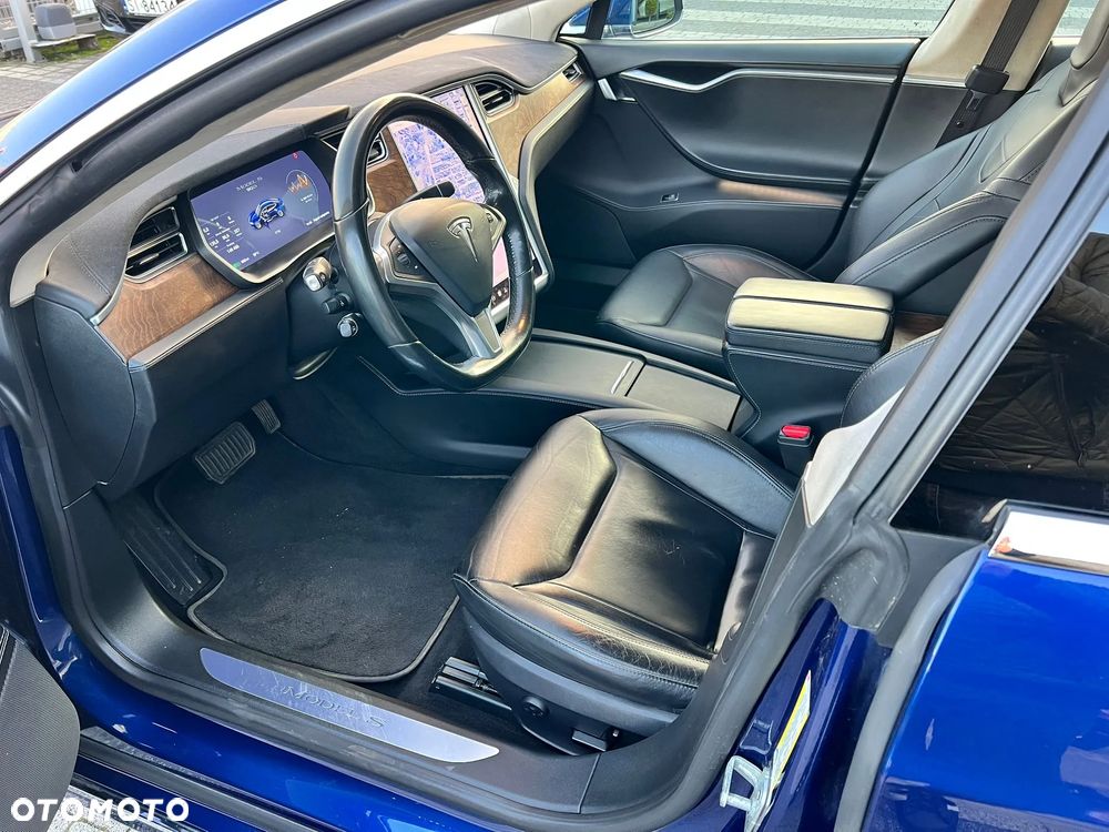 Tesla Model S Long Range Plus - 13