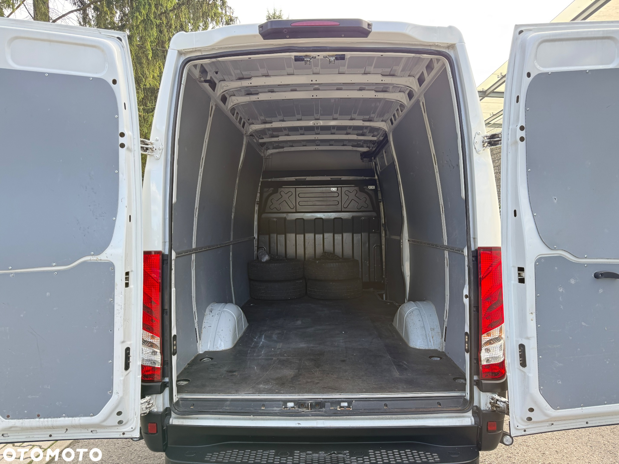 Iveco Daily - 8