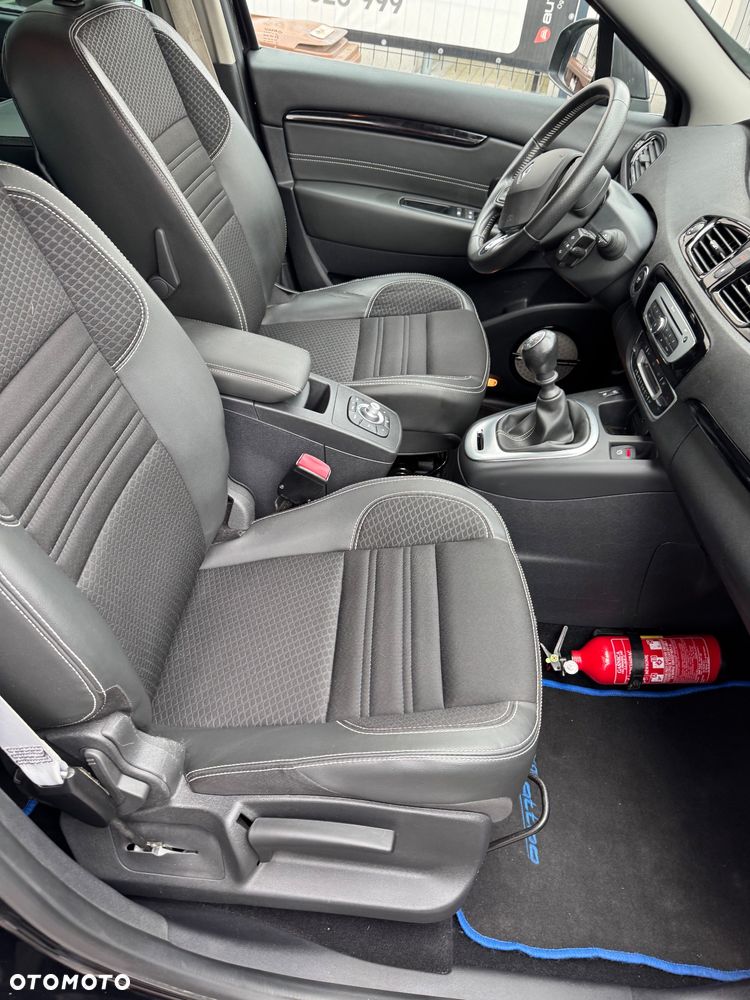 Renault Grand Scenic - 19