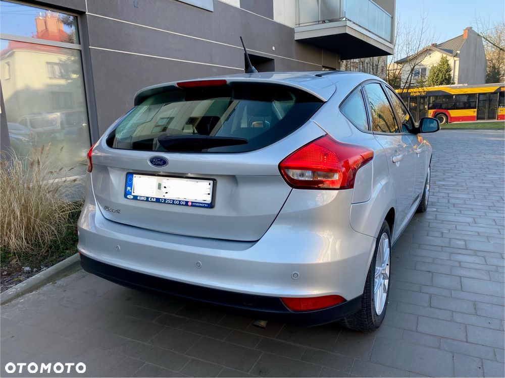 Ford Focus 1.6 Trend - 21