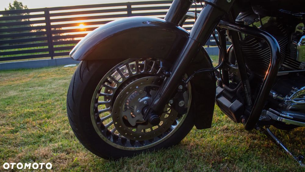 Harley-Davidson Touring Ultra Limited - 12