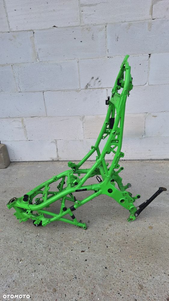 Kawasaki Ninja 125 2024 R Rama Części - 1