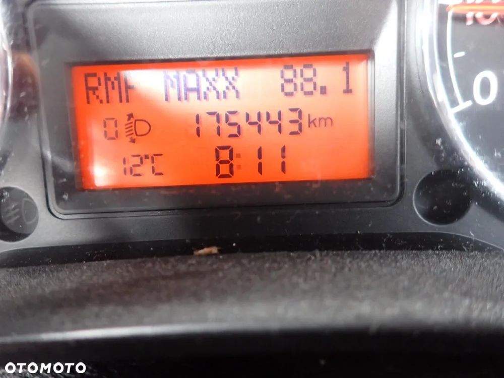 CZĘSCI - Fiat Grande Punto 1,3JTD 75KM 199A2000 HB 3D 5B LAKIER 475/A 2006r. INDEX - 9423 - 13