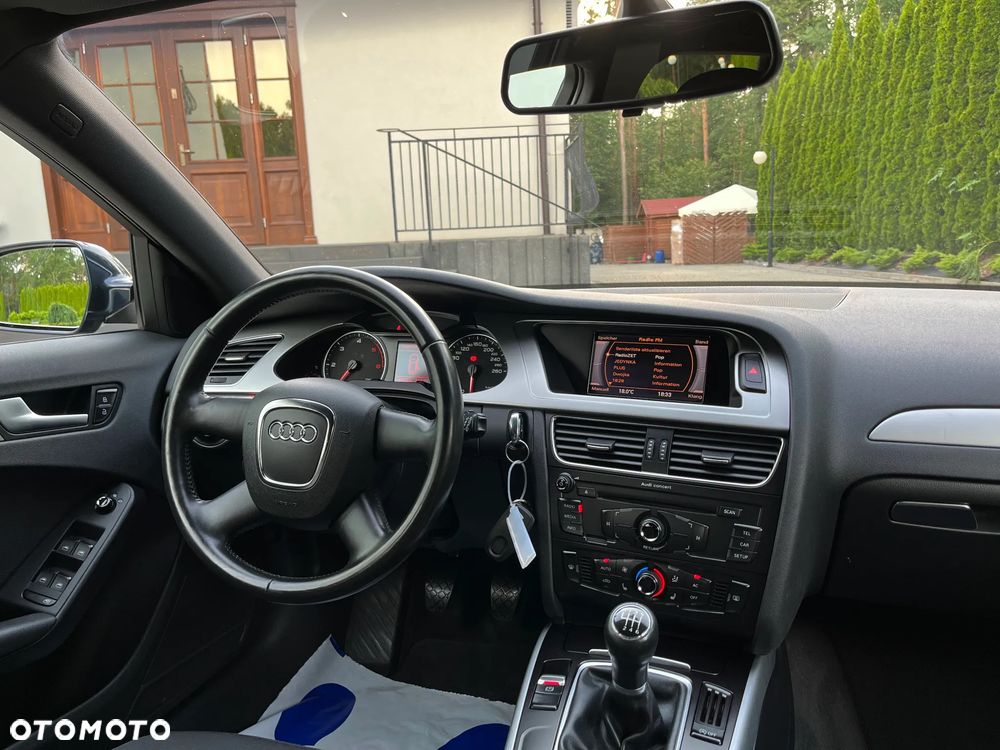 Audi A4 Avant - 12