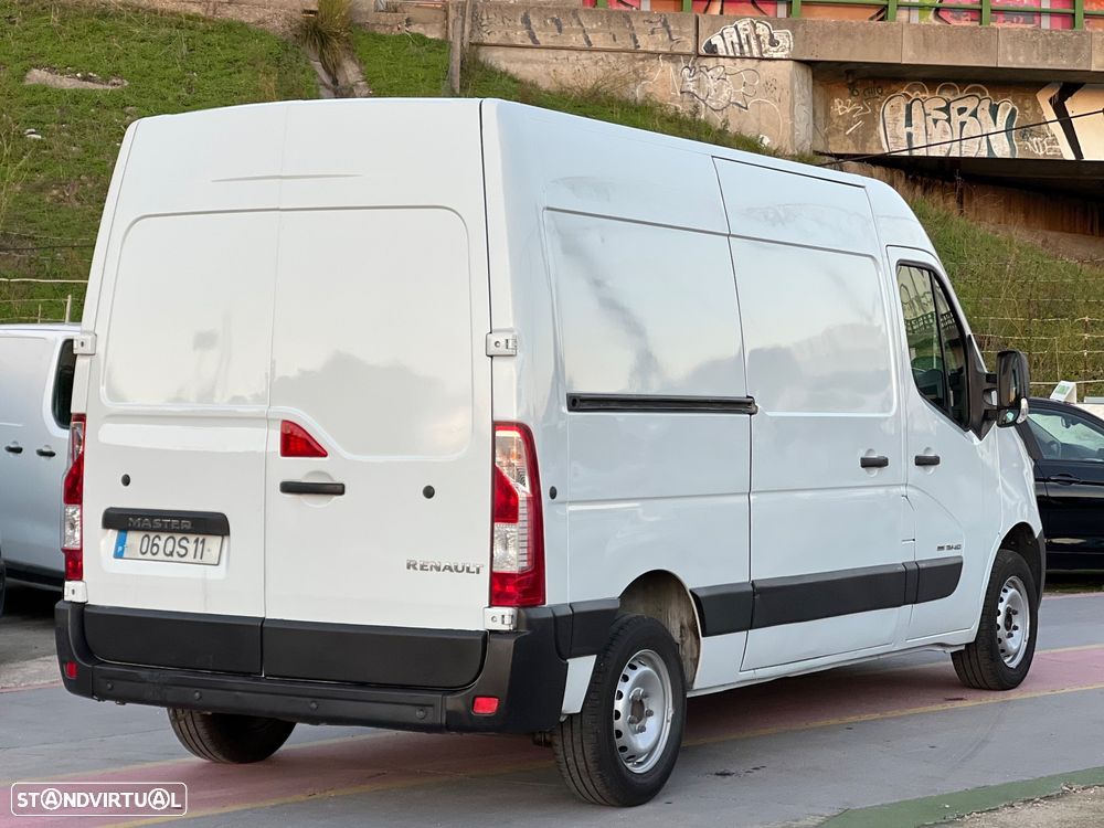 Renault Master III fase II 2.3 dCi L2H2 3.5T IVA dedutível - 4