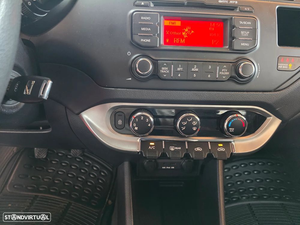 Kia Rio 1.1 CRDi - 19