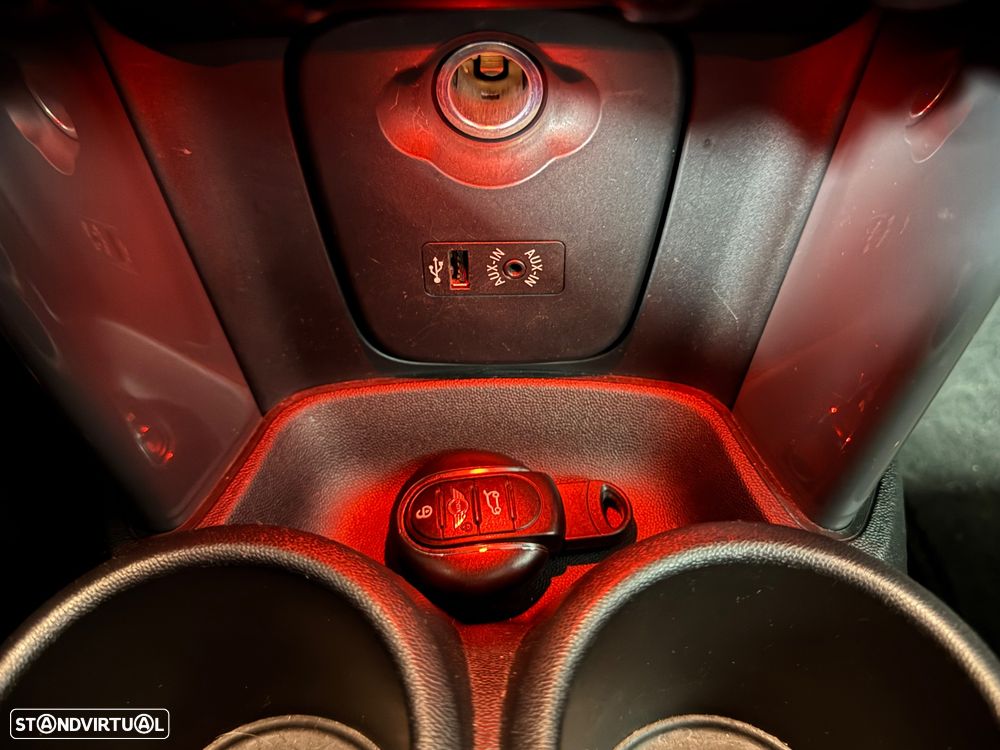 MINI 3 Portas Cooper D Metropolitan - 30