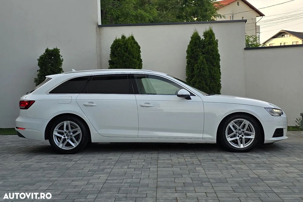 Audi A4 Avant - 32
