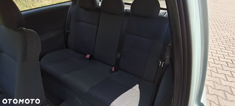 Opel Corsa - 6