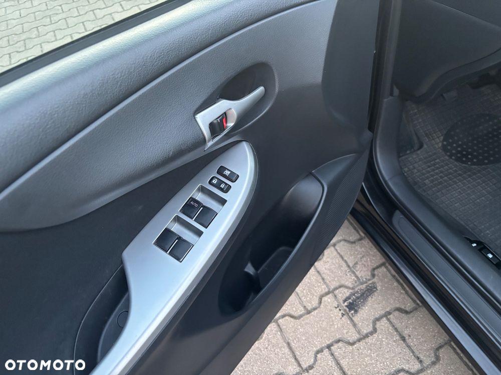Toyota Corolla 1.6 Sol - 11