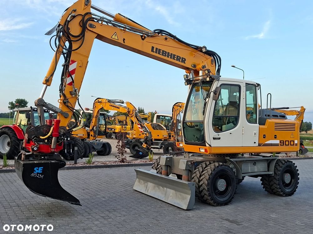 Liebherr A900C ROTOTILT - 1