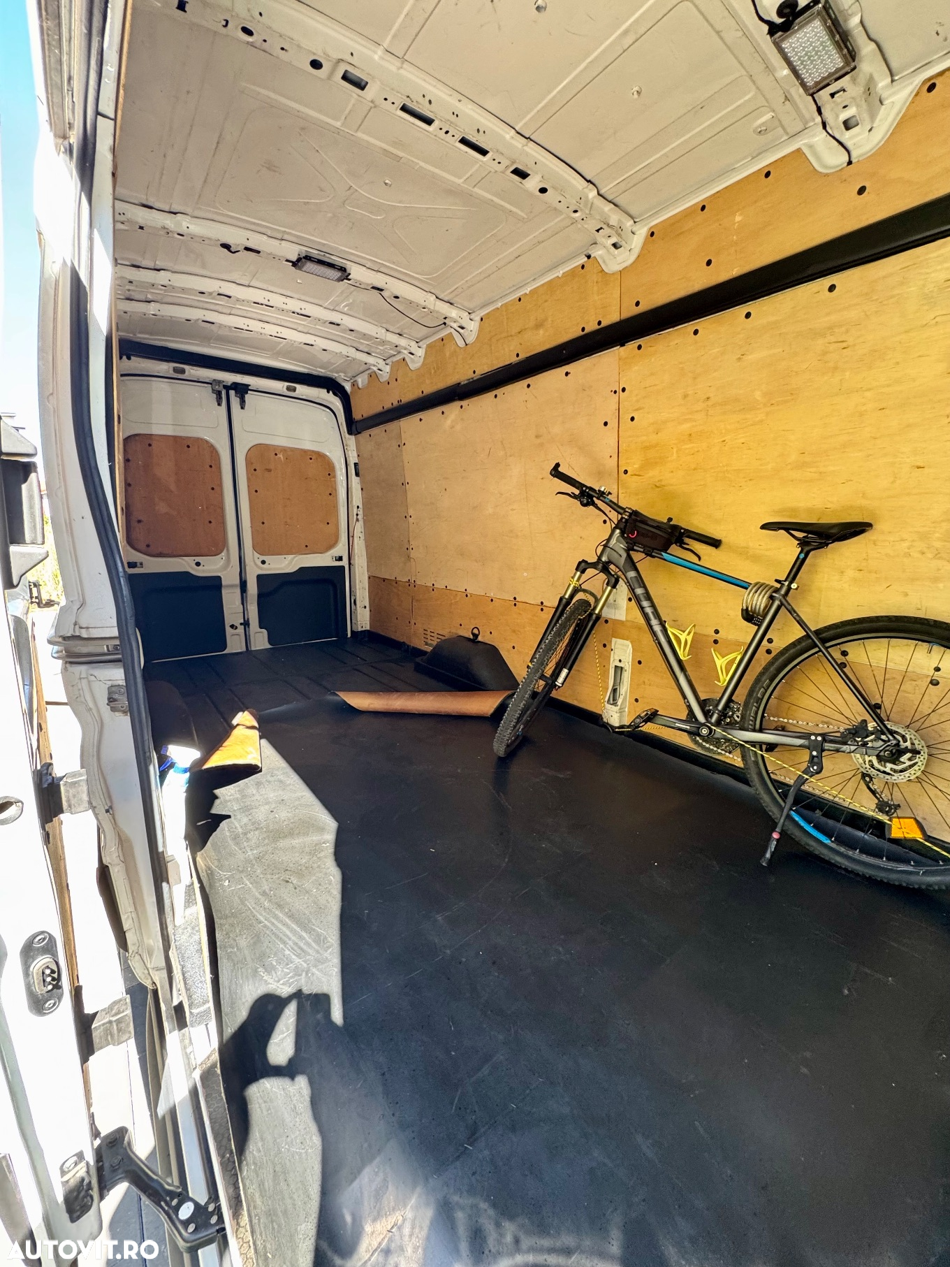 Ford transit - 10